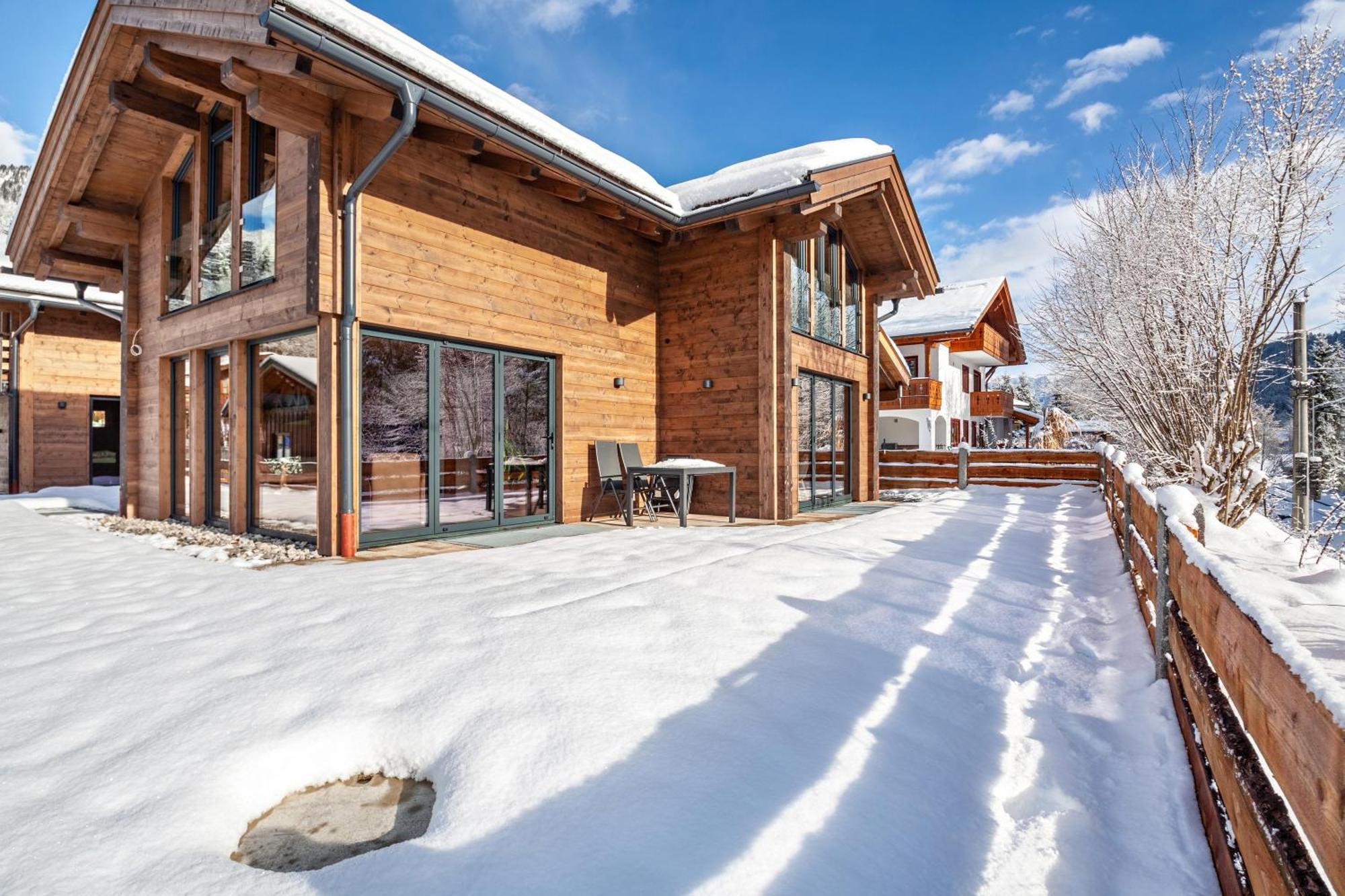 Chalet Aus Holz Гармиш-Партенкирхен Екстериор снимка